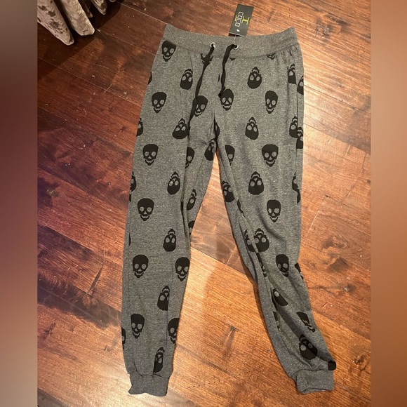 Coco Limon skull design sweatpants size medium - Picture 1 of 3